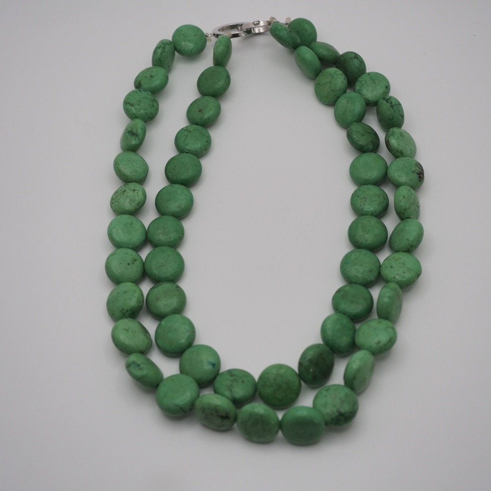 VTG Artisan Necklace Green Double Strand Stone Button Bead Choker Silver Tone